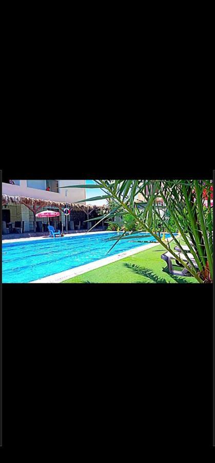 Dead Sea Lafamilia Albadwan Aparthotel Sweimeh ภายนอก รูปภาพ