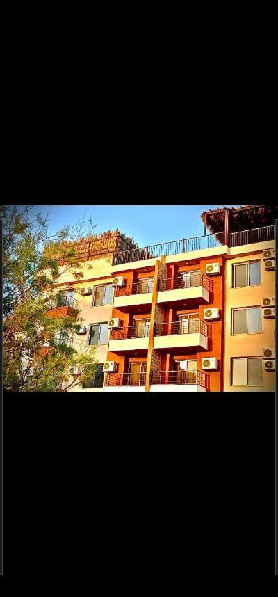 Dead Sea Lafamilia Albadwan Aparthotel Sweimeh ภายนอก รูปภาพ