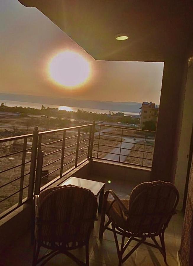 Dead Sea Lafamilia Albadwan Aparthotel Sweimeh ภายนอก รูปภาพ