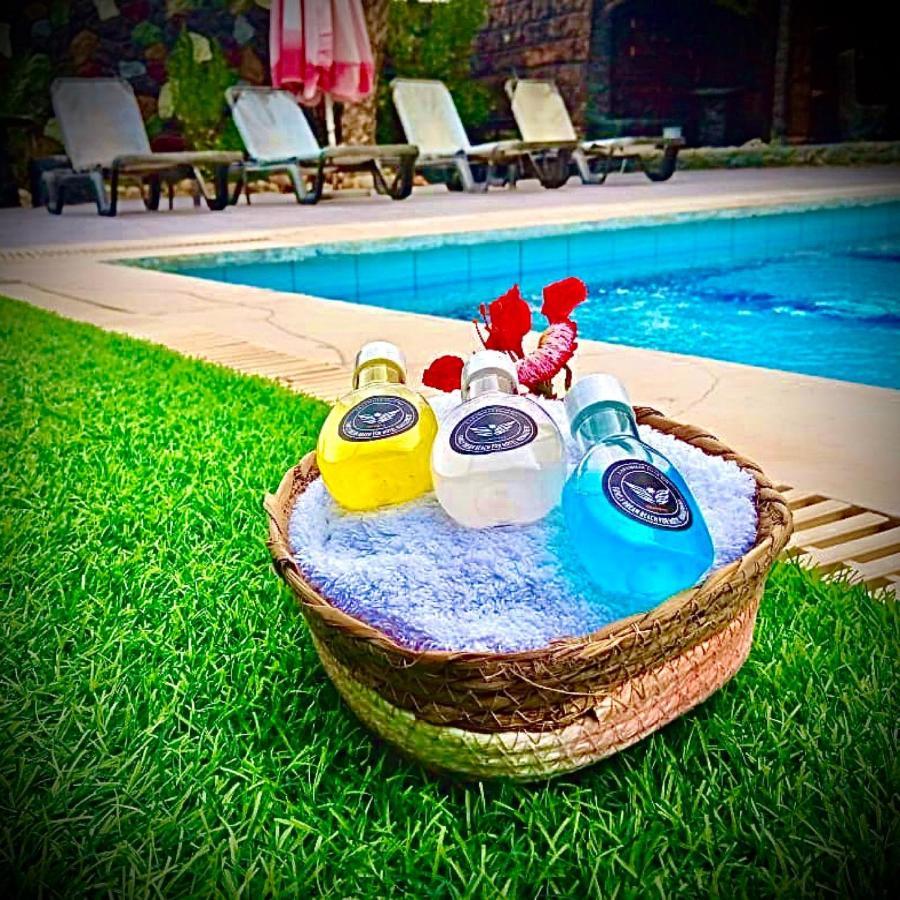 Dead Sea Lafamilia Albadwan Aparthotel Sweimeh ภายนอก รูปภาพ