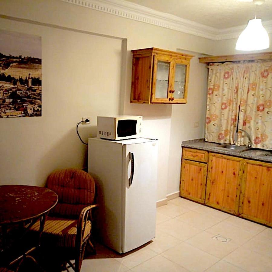 Dead Sea Lafamilia Albadwan Aparthotel Sweimeh ภายนอก รูปภาพ