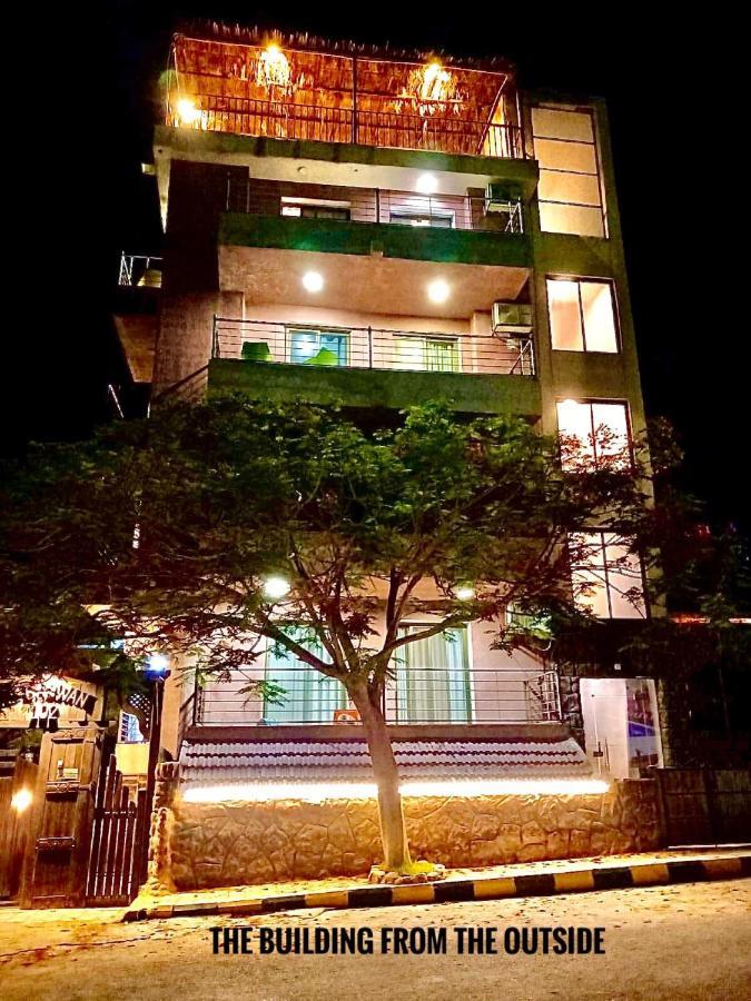 Dead Sea Lafamilia Albadwan Aparthotel Sweimeh ภายนอก รูปภาพ