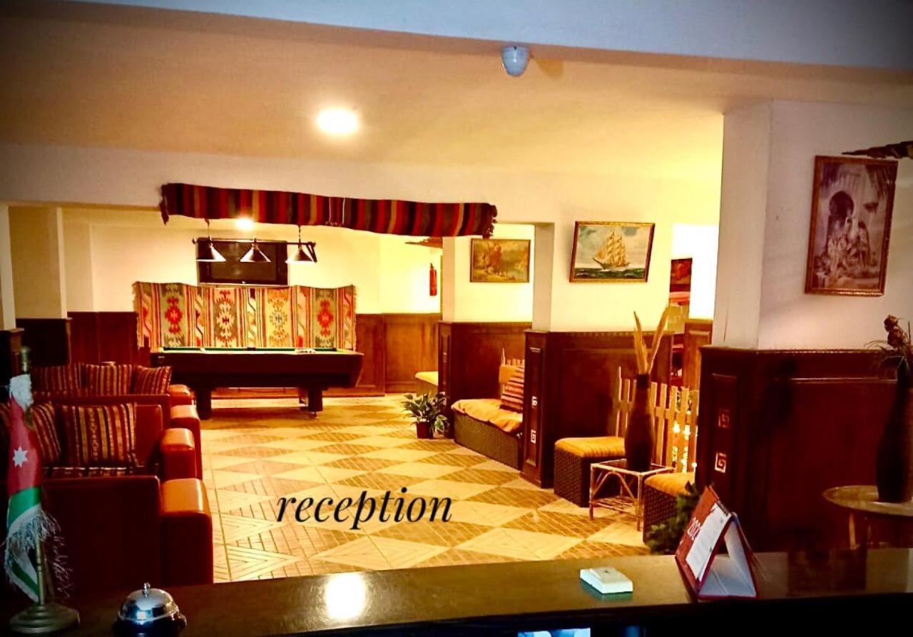 Dead Sea Lafamilia Albadwan Aparthotel Sweimeh ภายนอก รูปภาพ