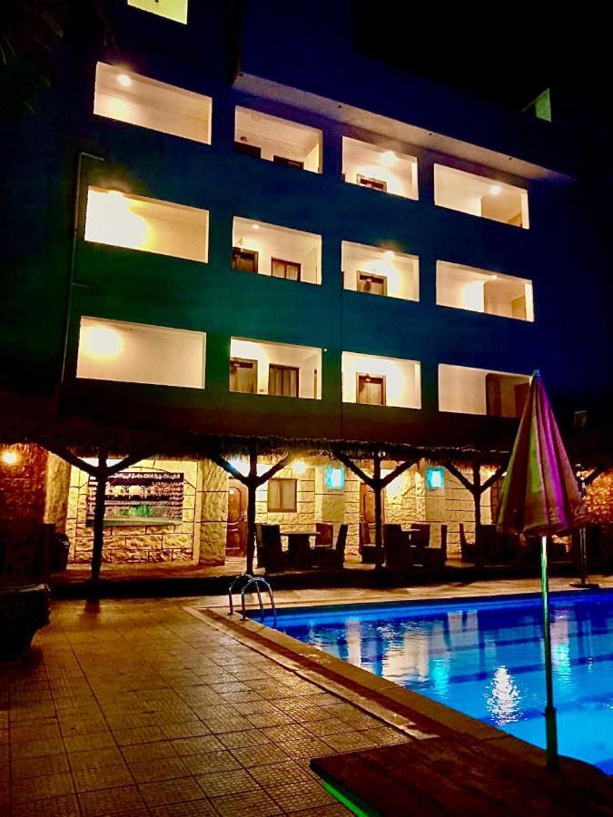 Dead Sea Lafamilia Albadwan Aparthotel Sweimeh ภายนอก รูปภาพ